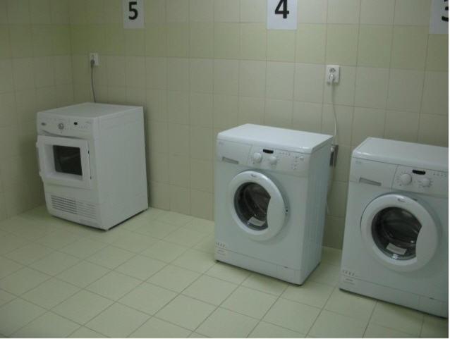 Uninova Hostel Bratislava Exteriör bild